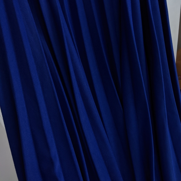 🔴FINAL SALE🔴🌿PLEATED SKIRT🌿 - Picture 8 of 12